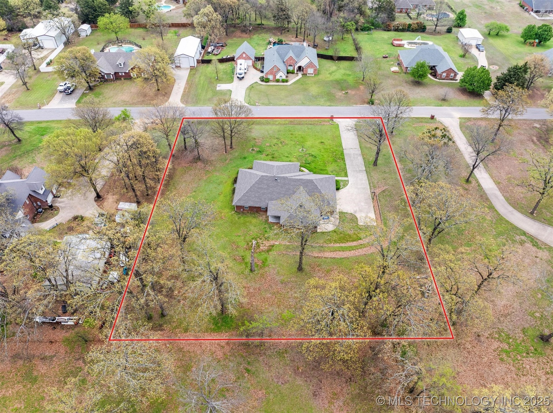 5353 Stonebriar Circle Property Photo 15