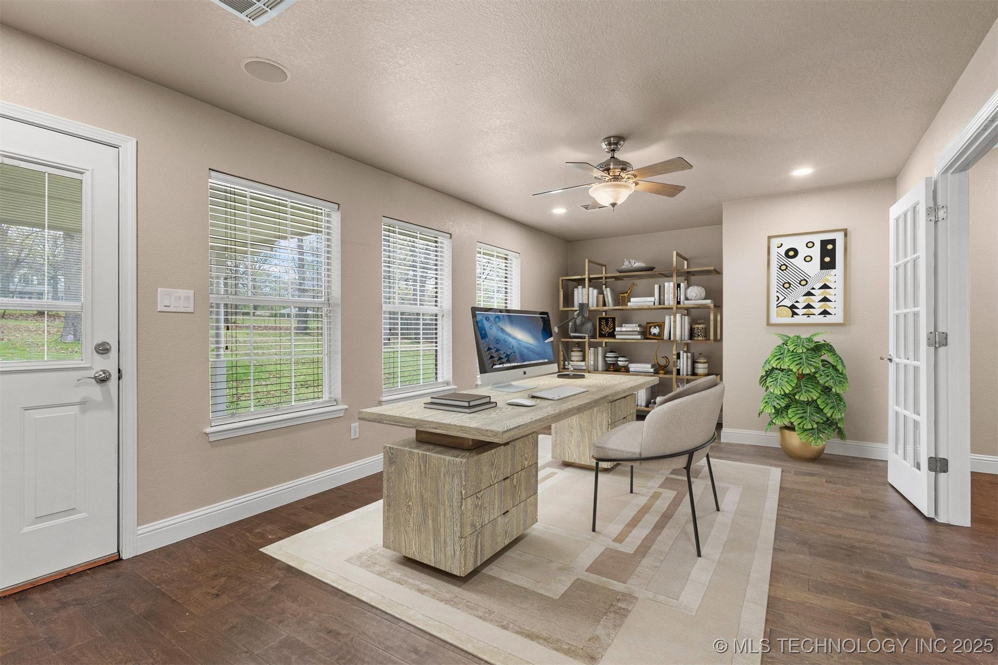5353 Stonebriar Circle Property Photo 24