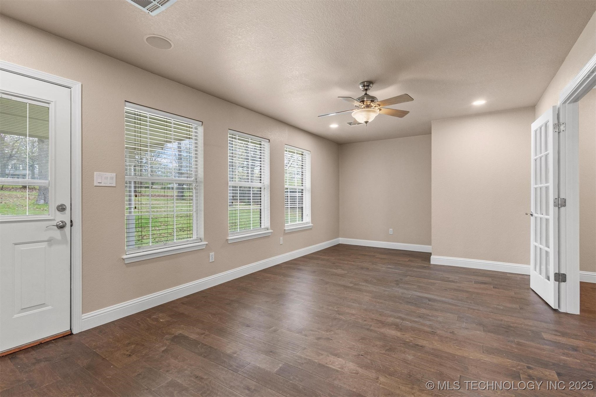 5353 Stonebriar Circle Property Photo 29