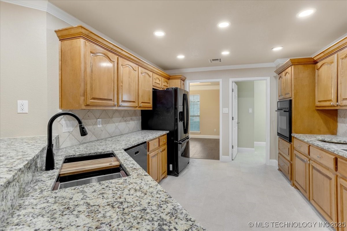 5353 Stonebriar Circle Property Photo 34