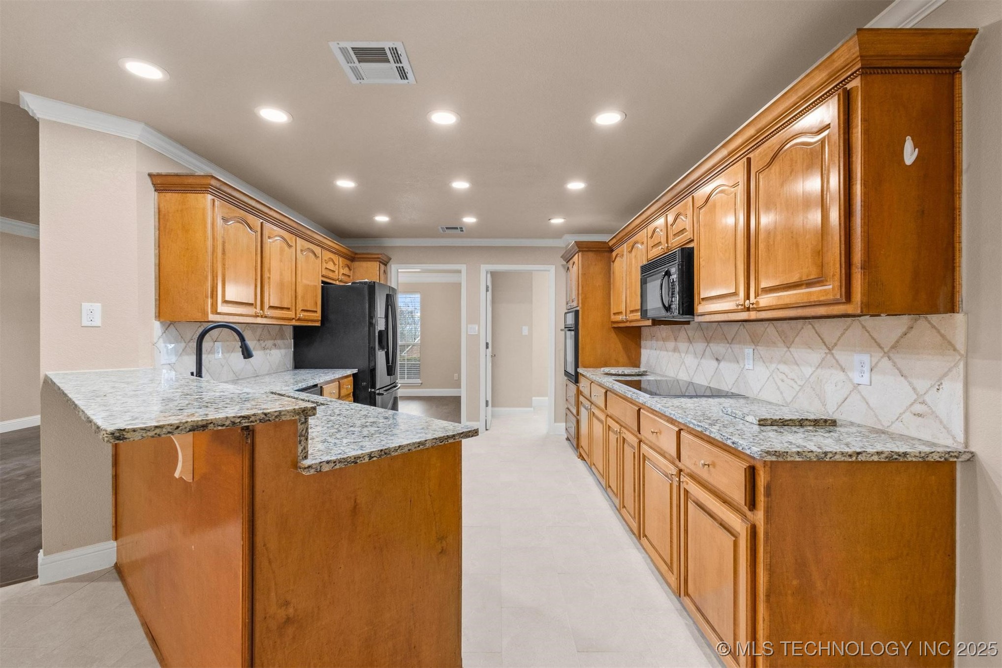 5353 Stonebriar Circle Property Photo 35