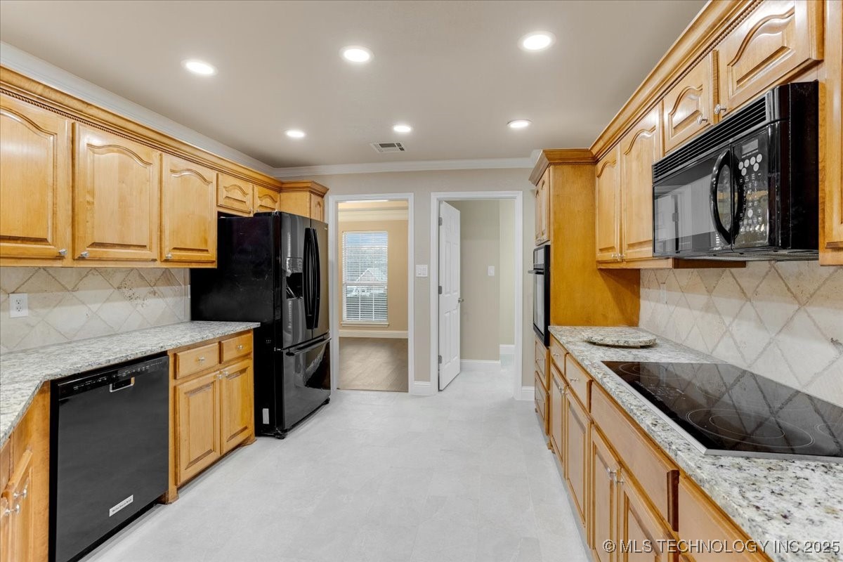 5353 Stonebriar Circle Property Photo 36