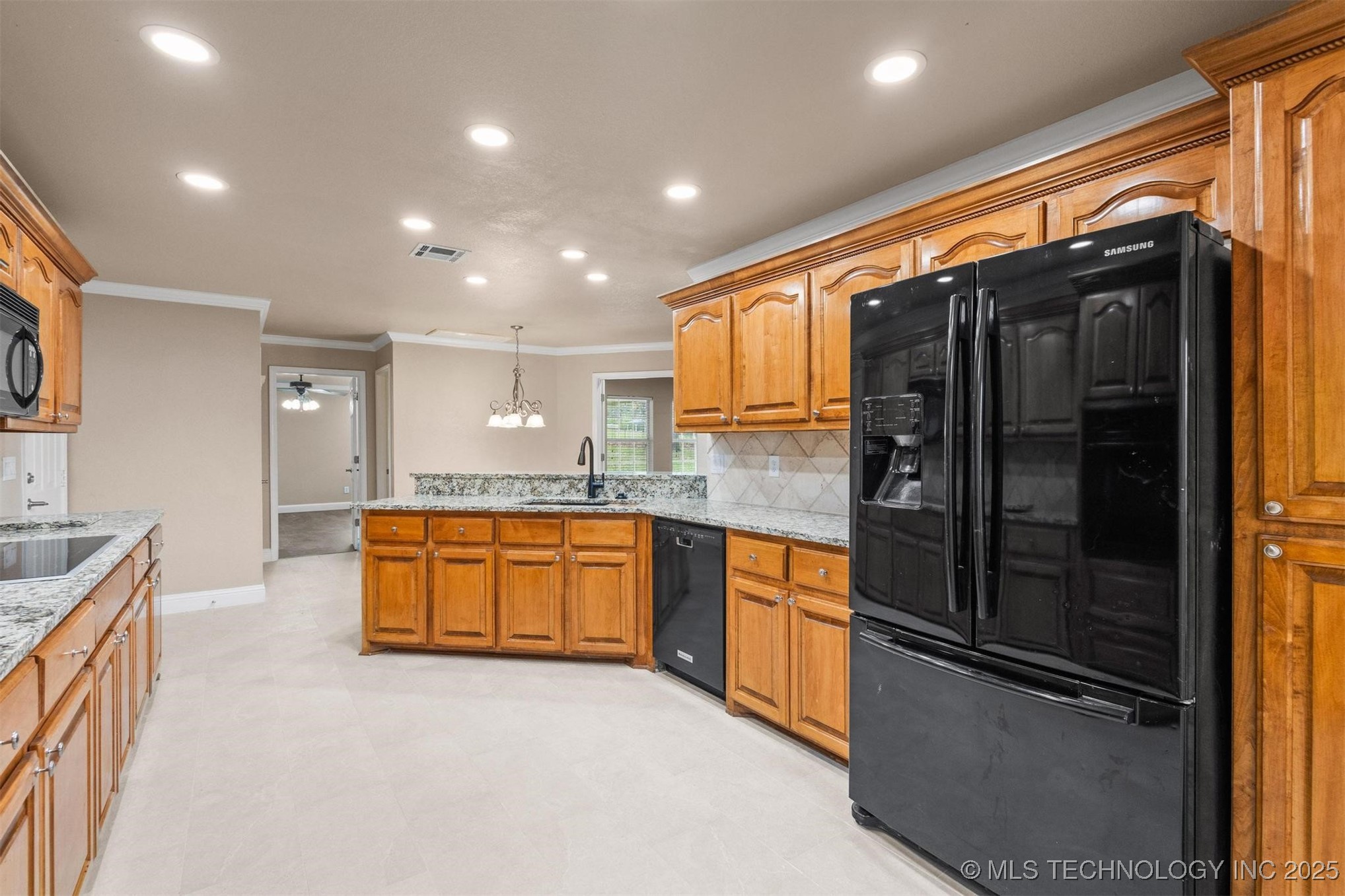 5353 Stonebriar Circle Property Photo 40