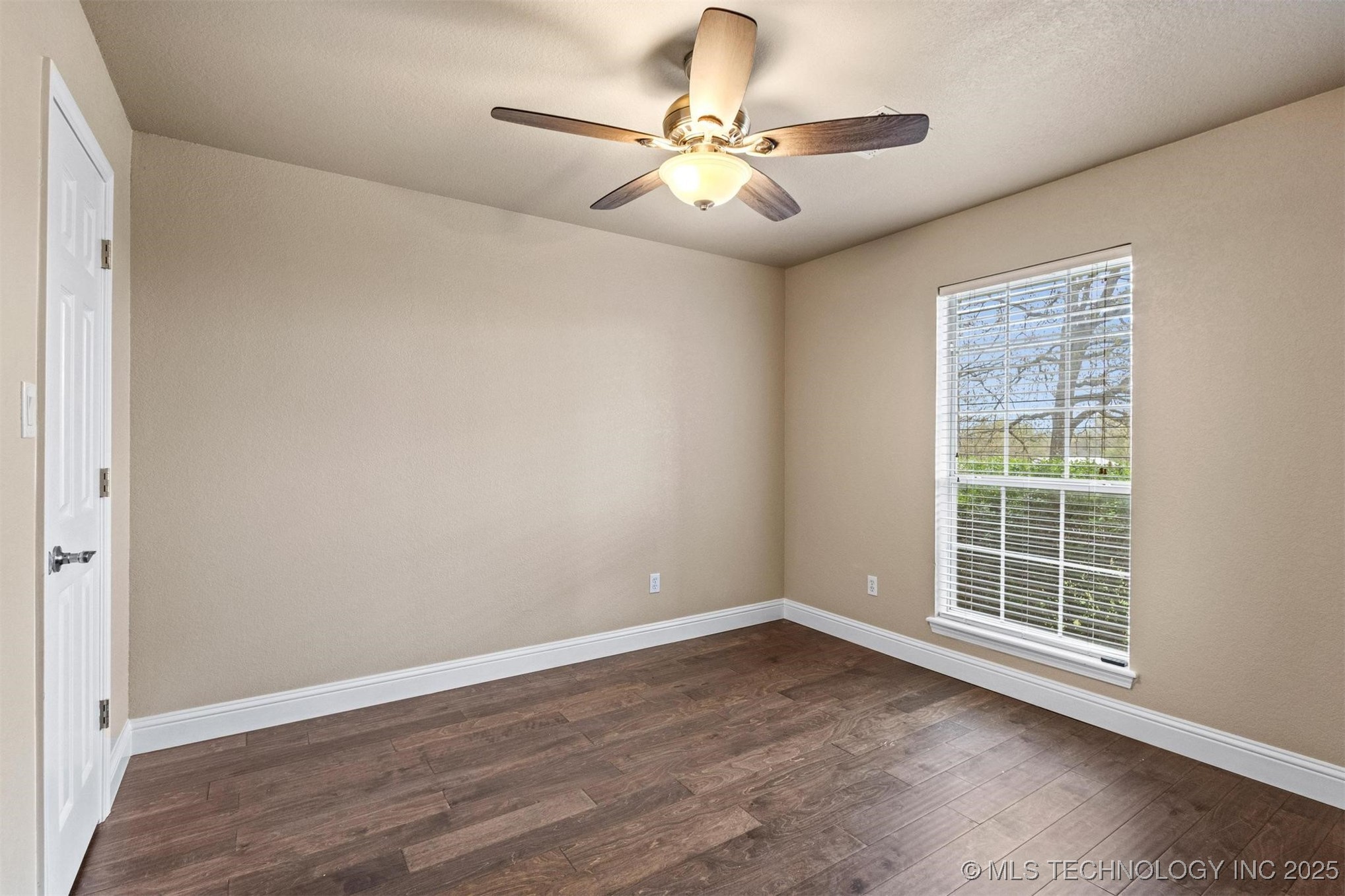 5353 Stonebriar Circle Property Photo 57