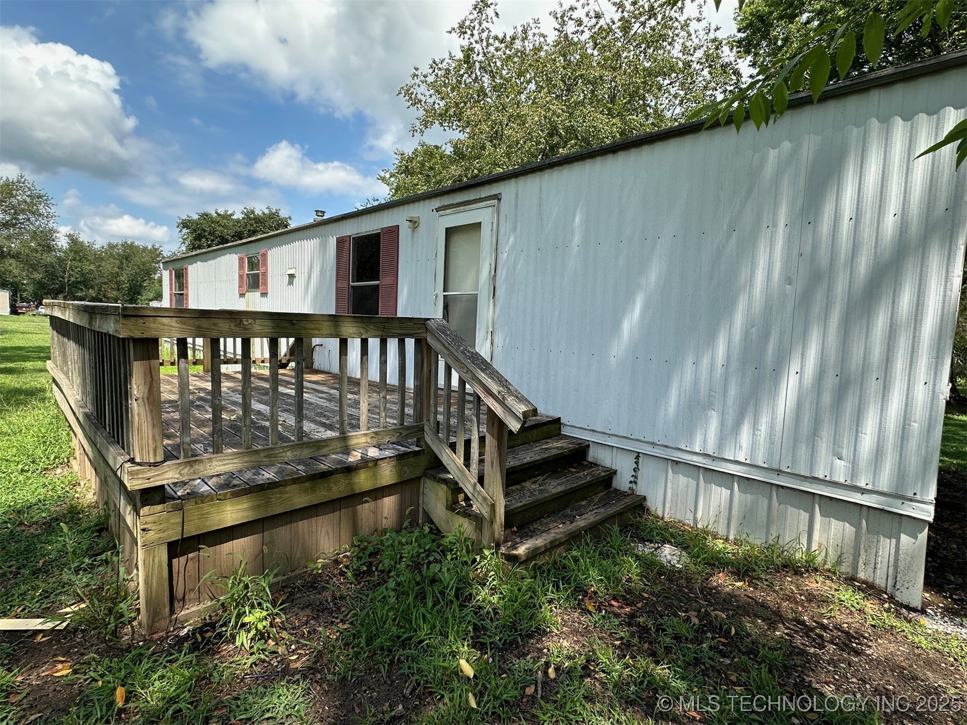 355 N Jacksonville Property Photo