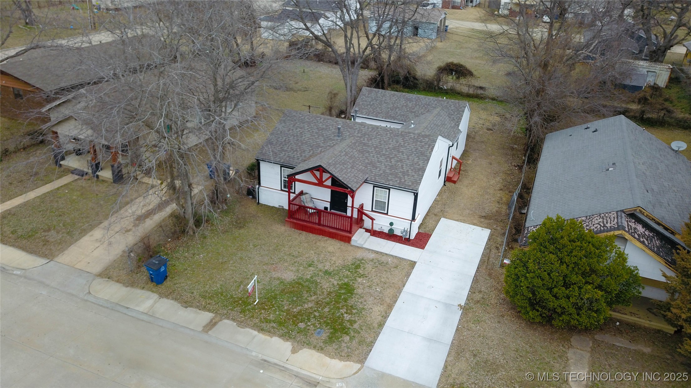 513 E Marshall Street Property Photo 31