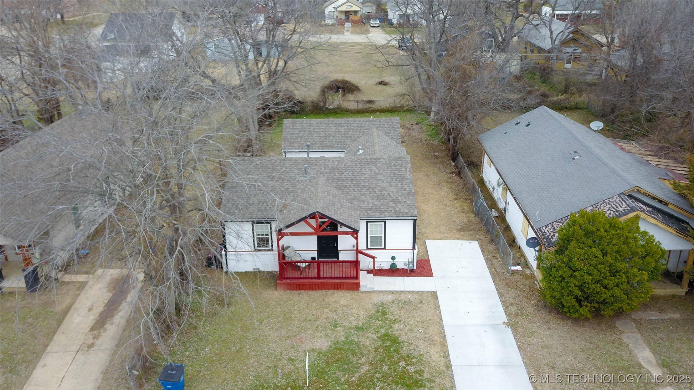 513 E Marshall Street Property Photo 32