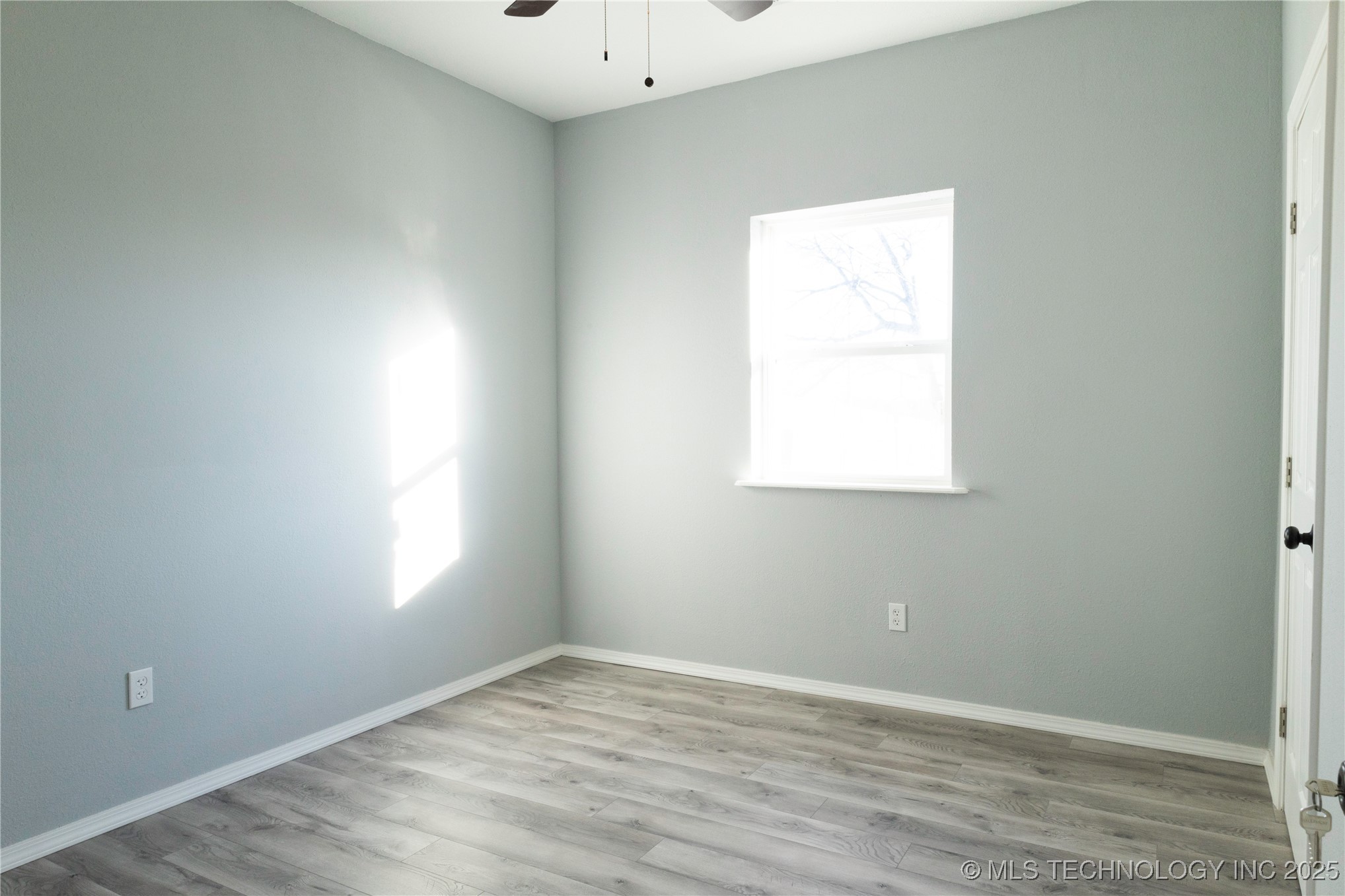 2439 S Gary Place Property Photo 8