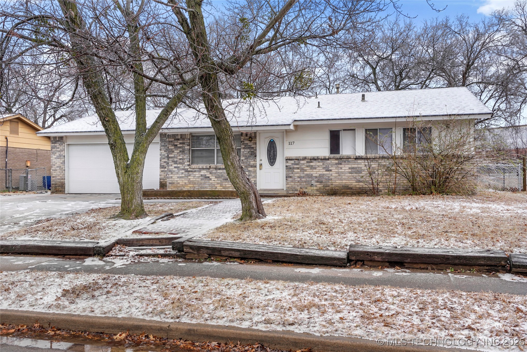 117 N 12th Street Property Photo 2