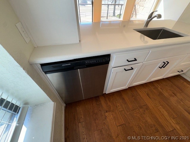 1527 S Riverside Drive 1527 Property Photo 14