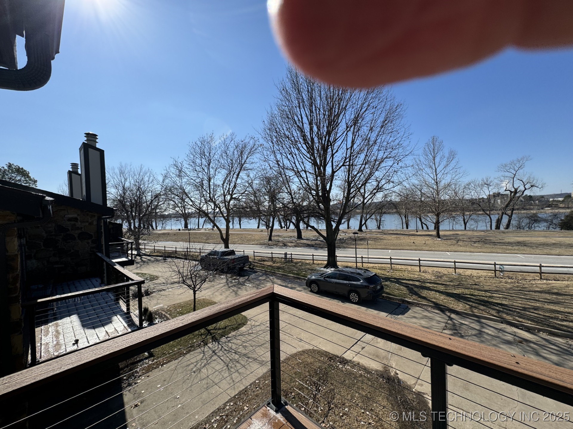 1527 S Riverside Drive 1527 Property Photo 18