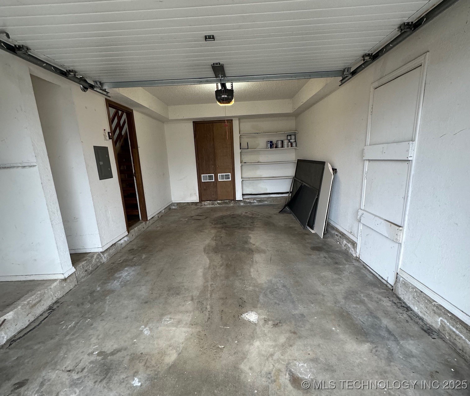 1527 S Riverside Drive 1527 Property Photo 35