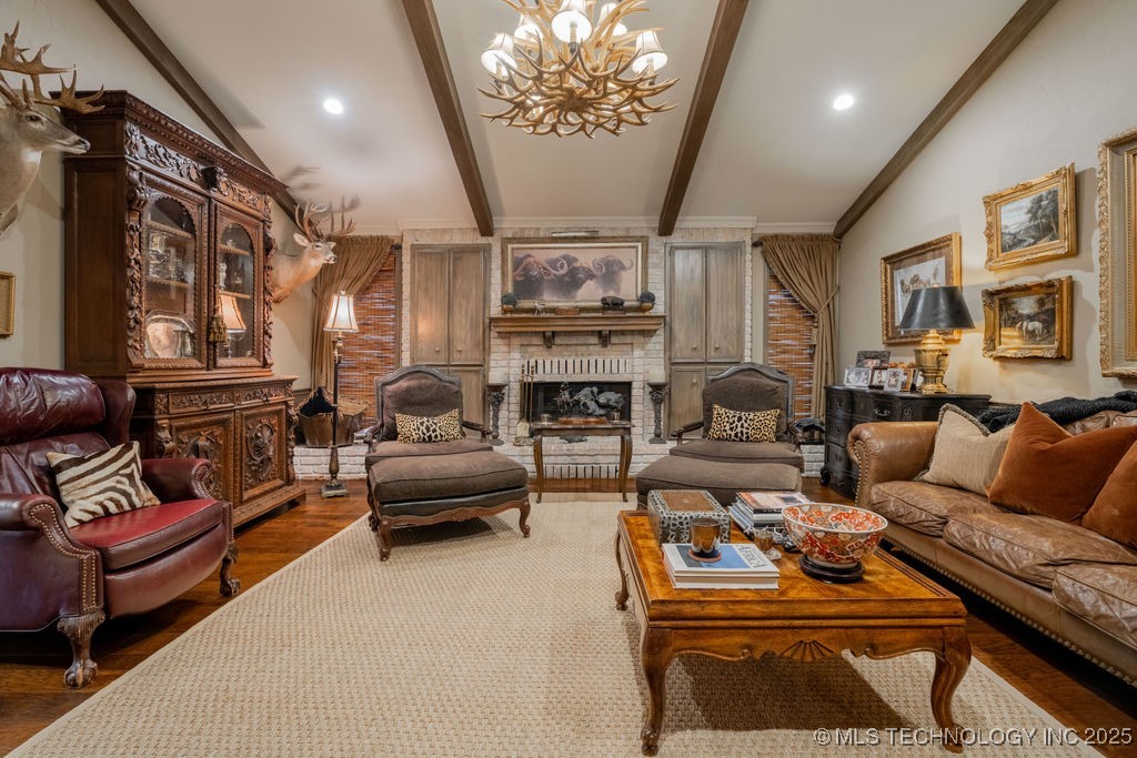 2300 Woodland Springs Drive Property Photo 12