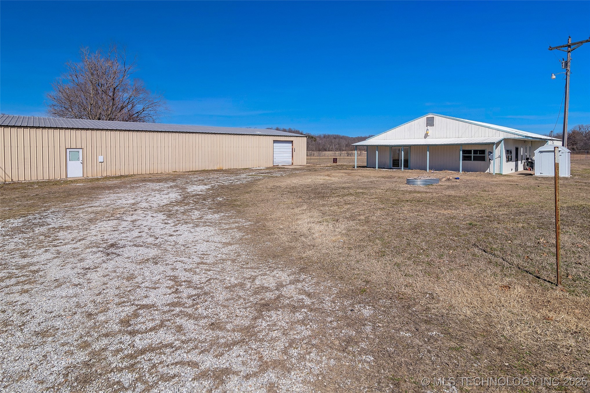 17515 S Highway 10 Property Photo