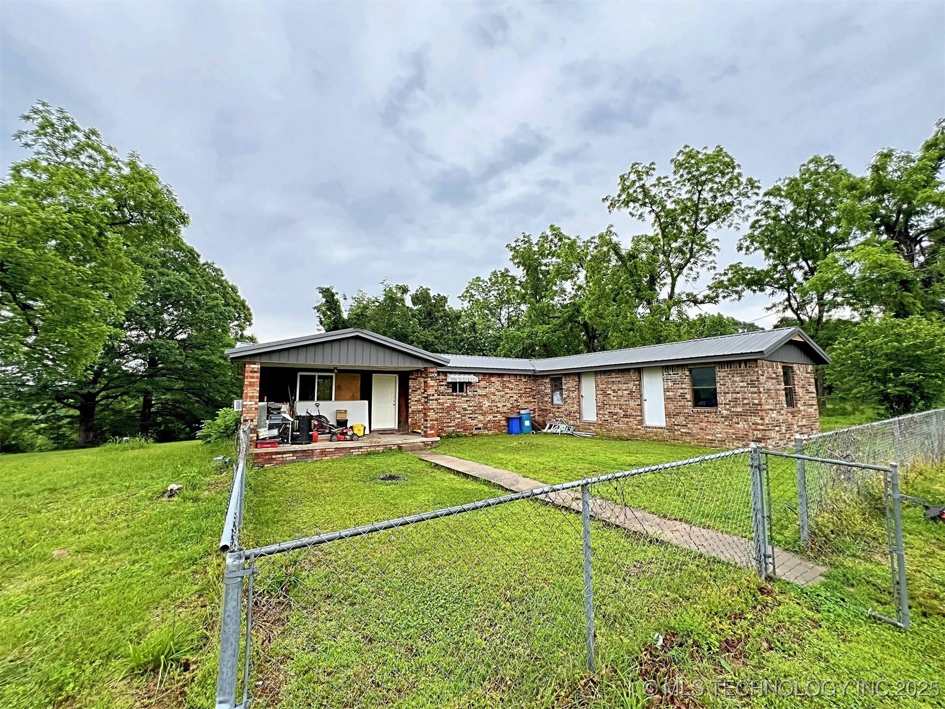 27712 S 600 Road Property Photo 3