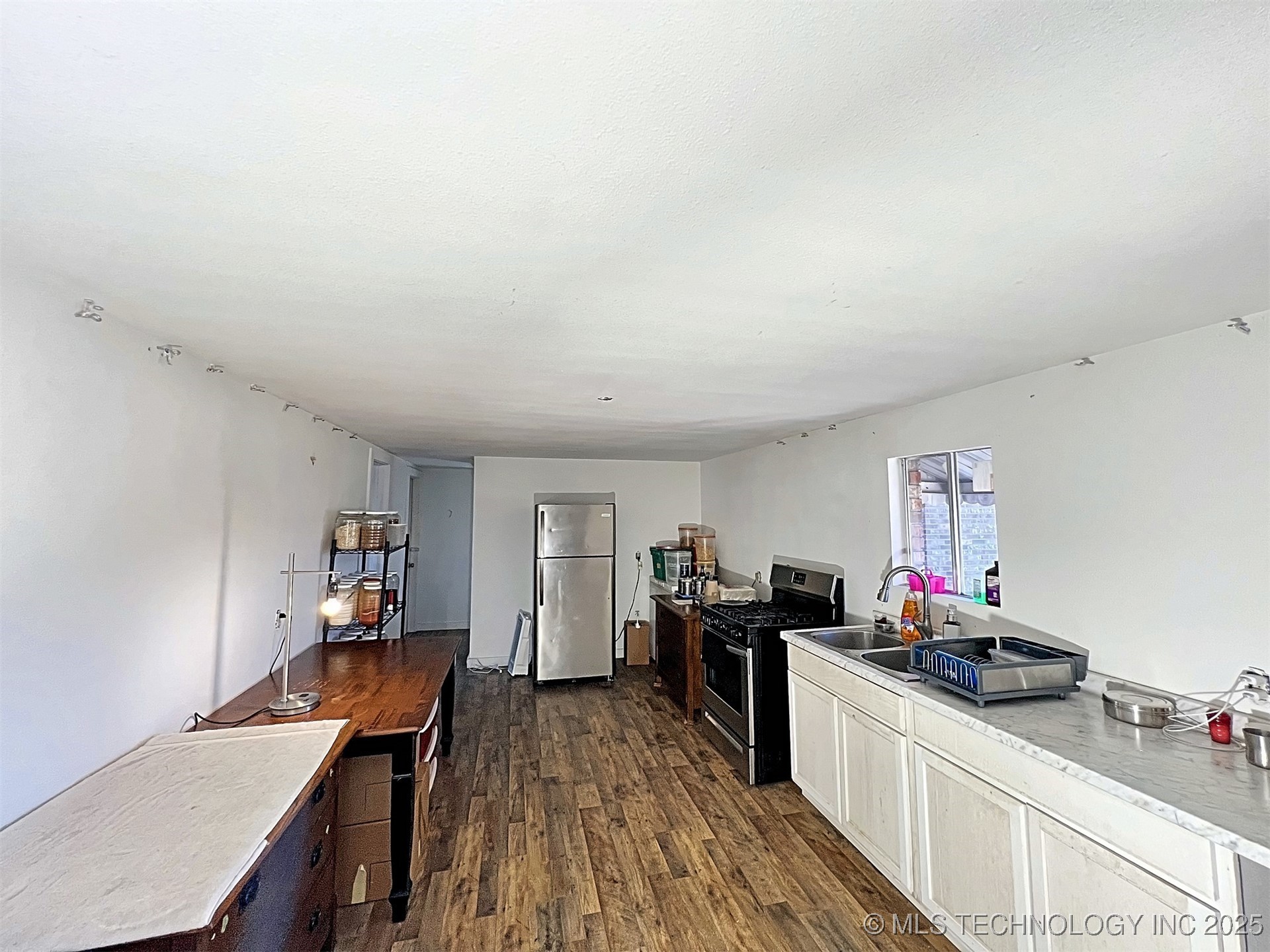 27712 S 600 Road Property Photo 8
