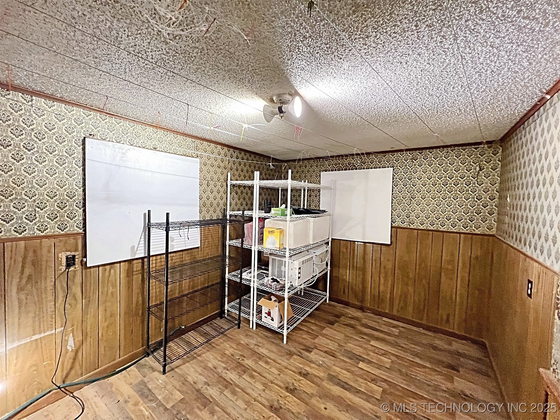 27712 S 600 Road Property Photo 12