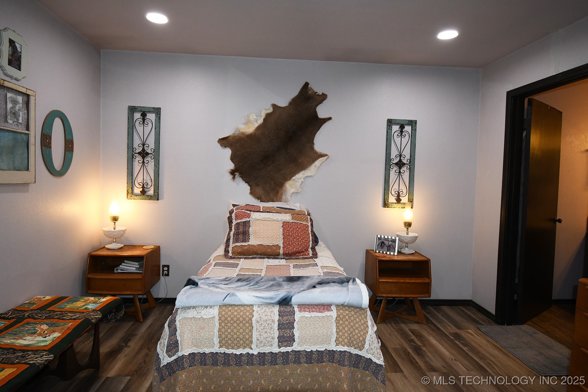 112 E 4th Street Property Photo 20