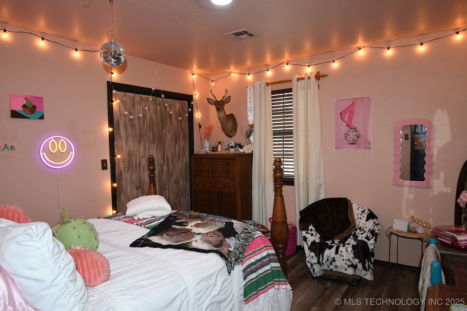 112 E 4th Street Property Photo 29