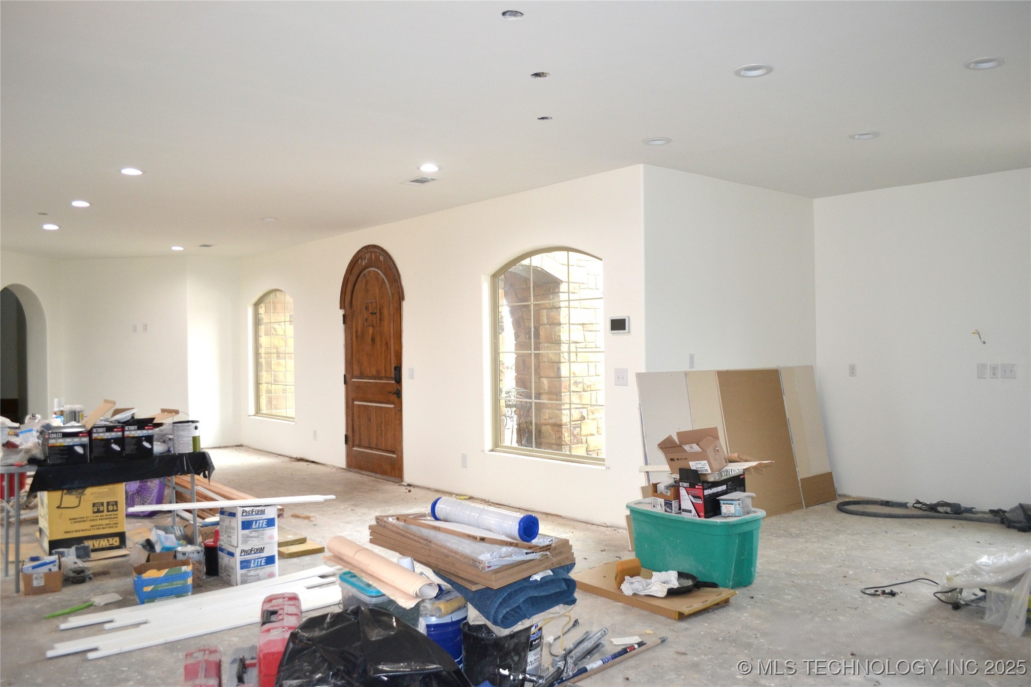 4121 N Commerce Street Property Photo 12