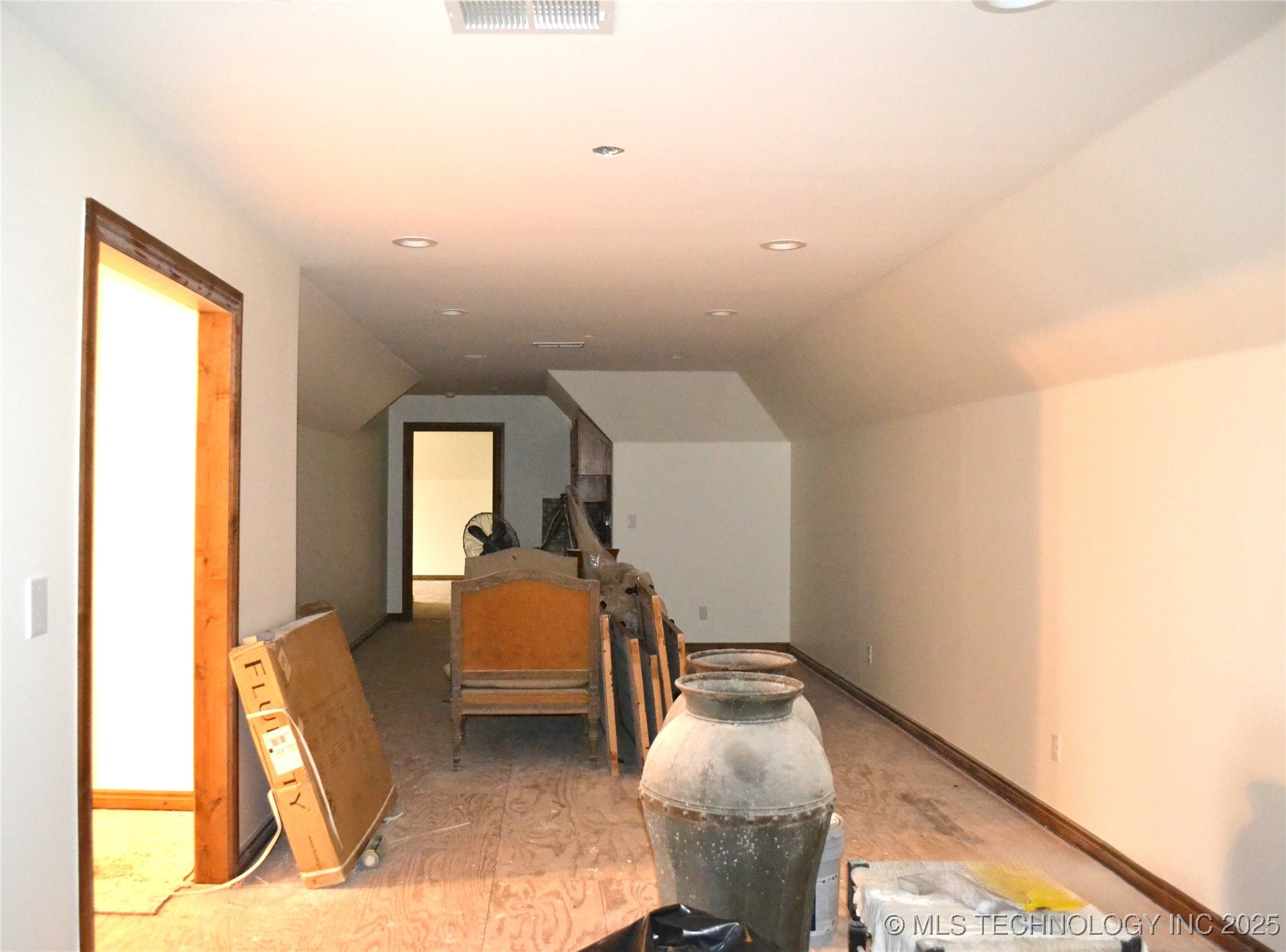 4121 N Commerce Street Property Photo 26