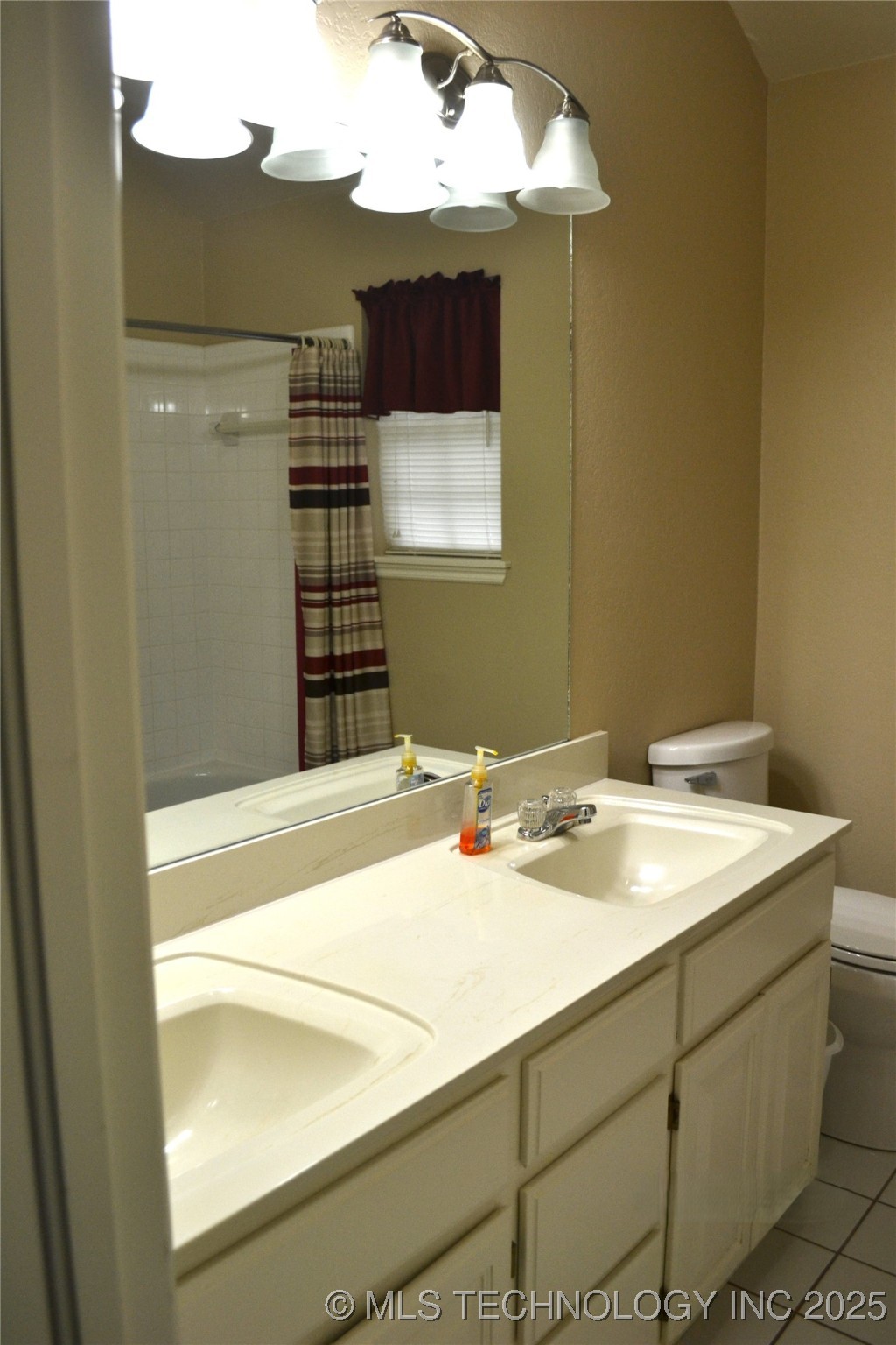 935 Majestic Hills Road Property Photo 8