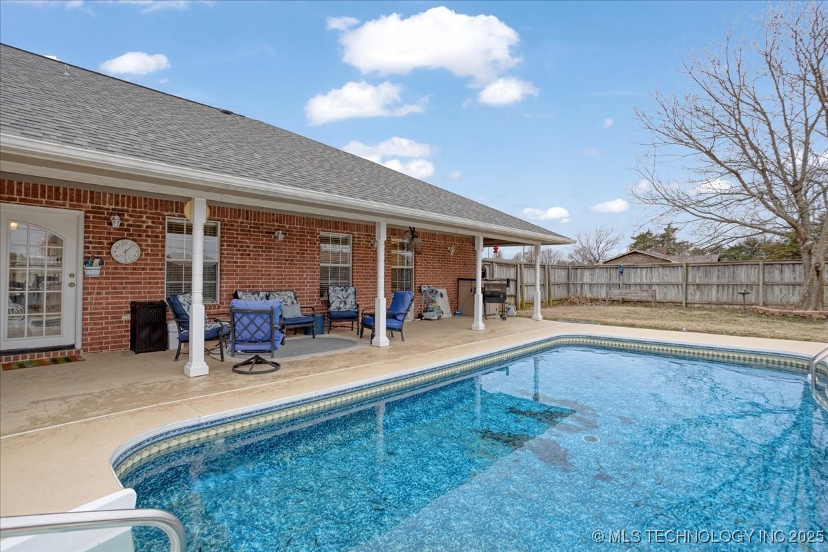 4800 Brookhaven Property Photo 32