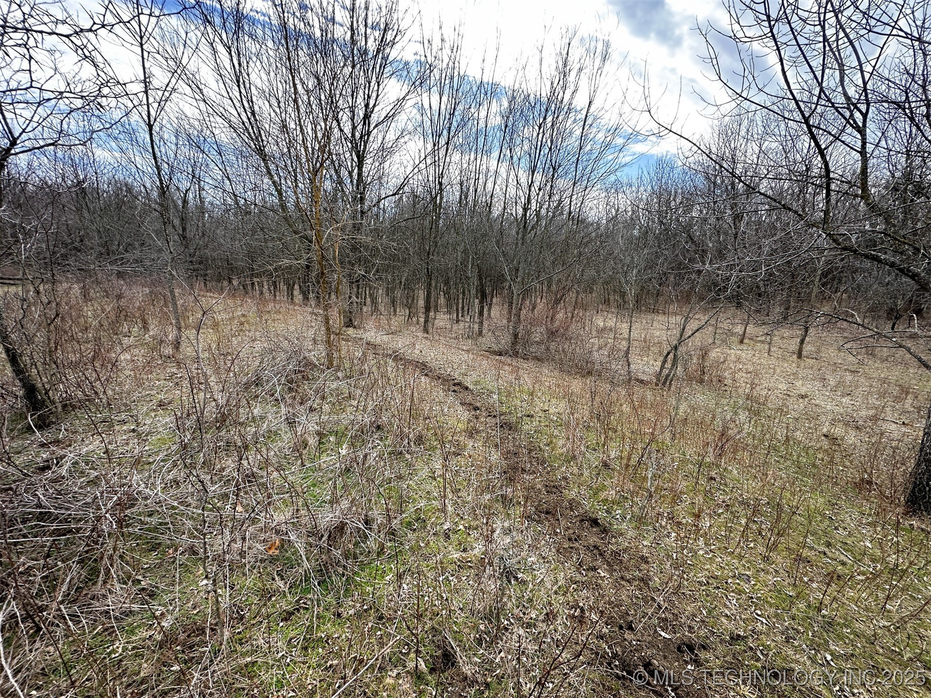40 E 270 Road Property Photo 23