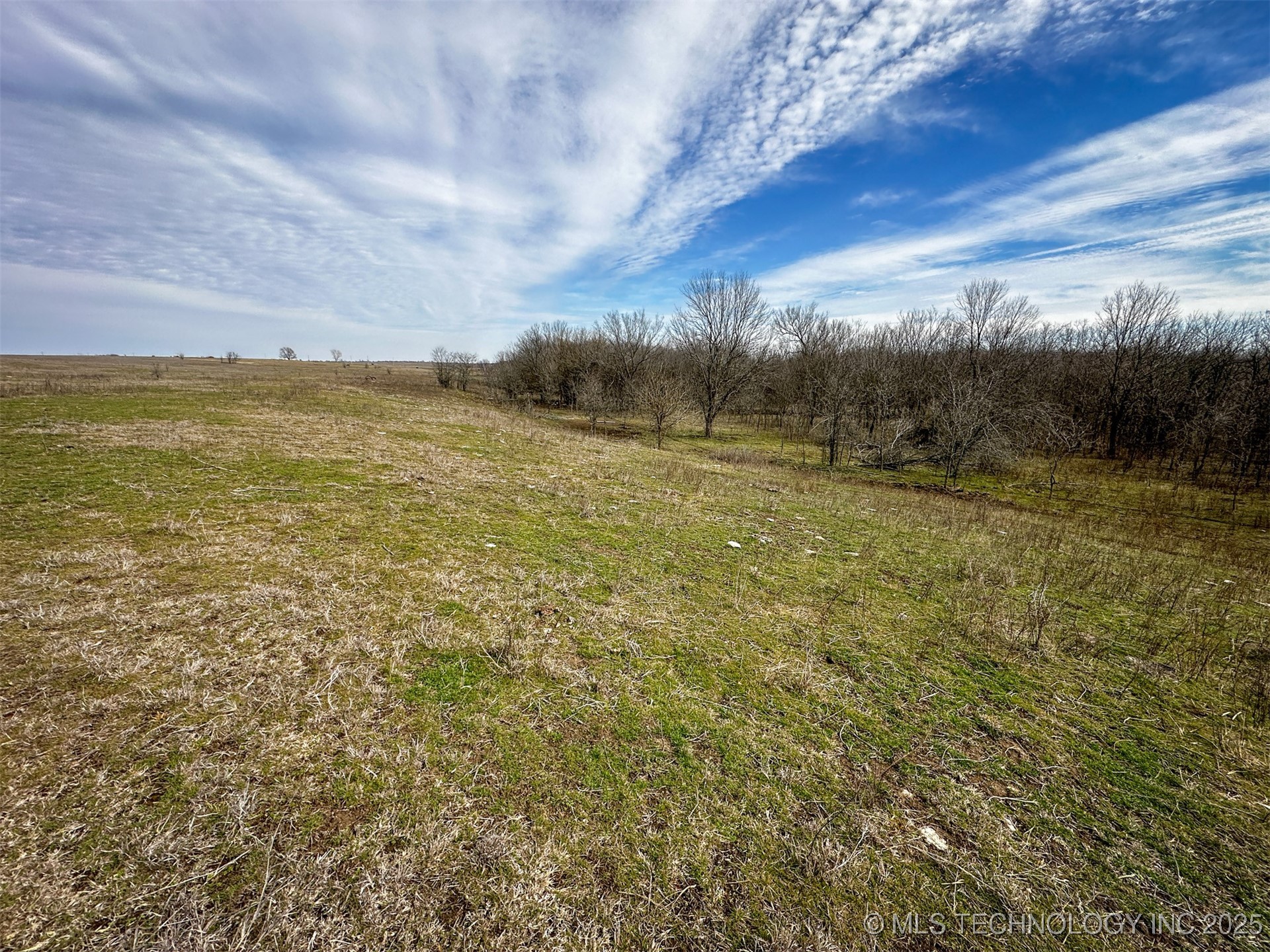40 E 270 Road Property Photo 25