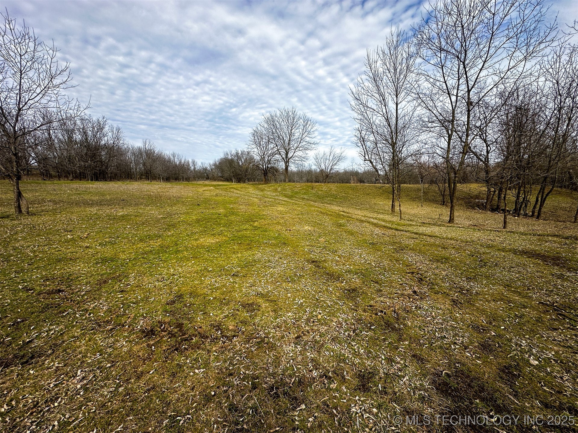 40 E 270 Road Property Photo 26