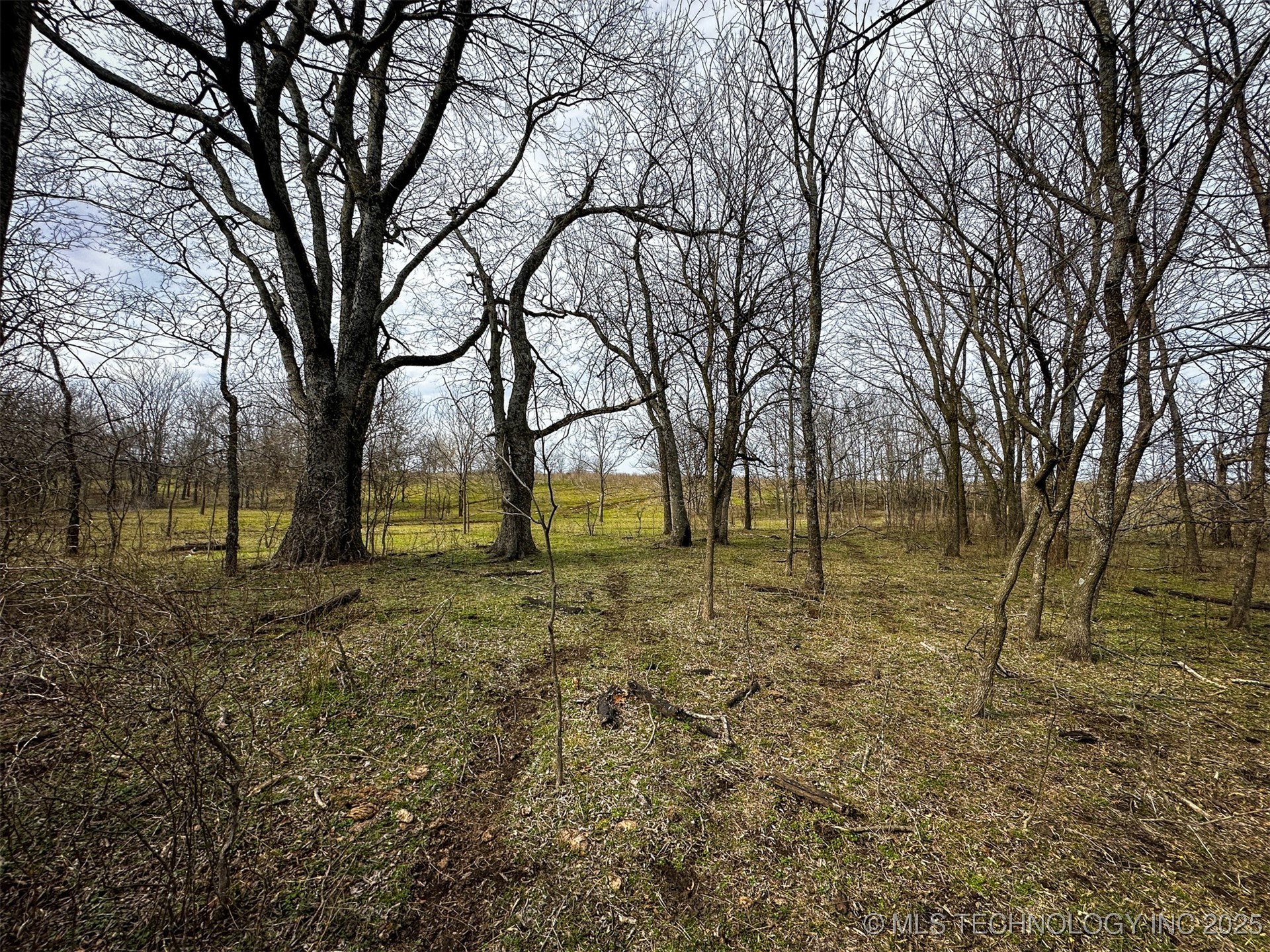 40 E 270 Road Property Photo 27