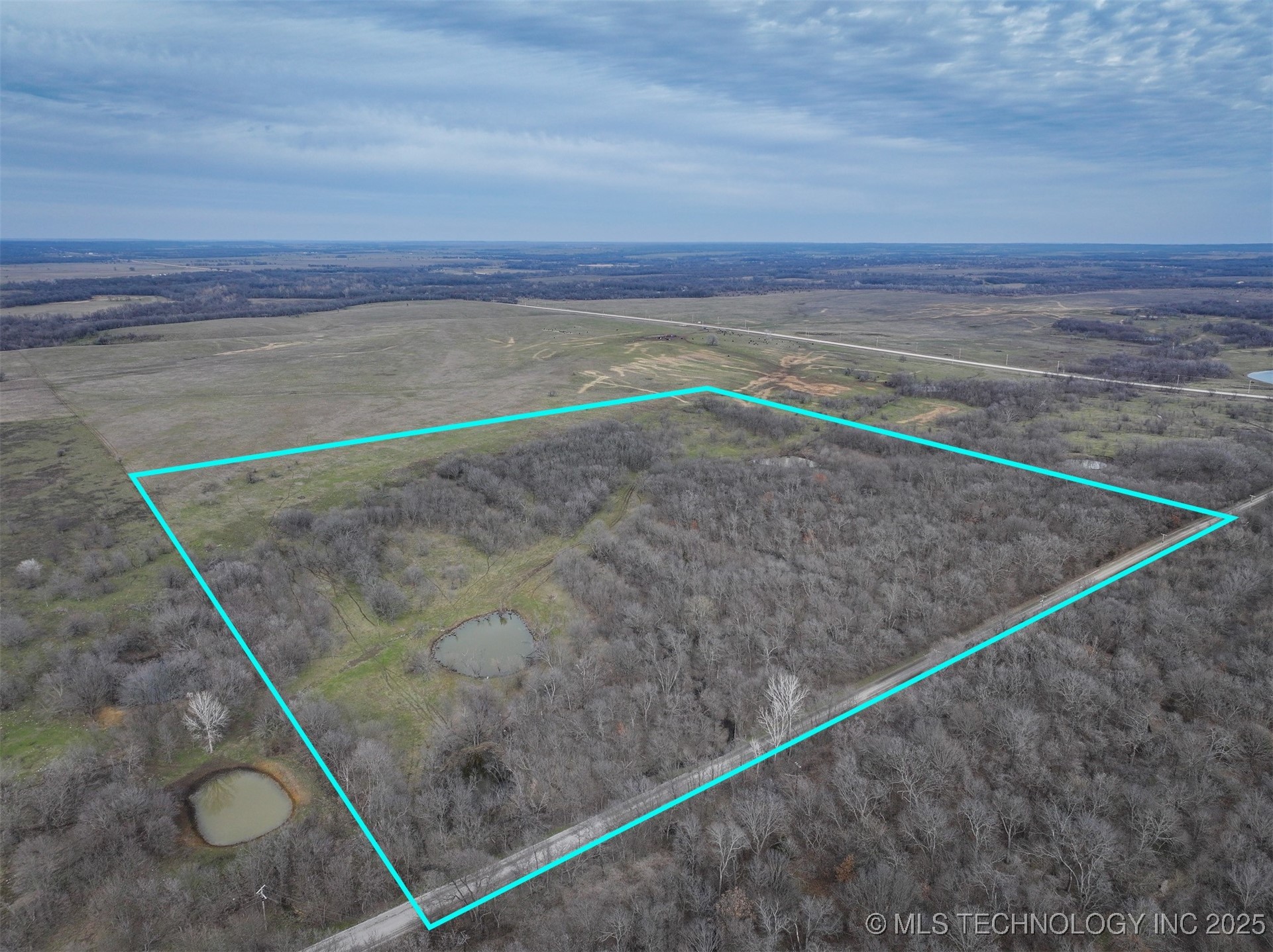 40 E 270 Road Property Photo 39