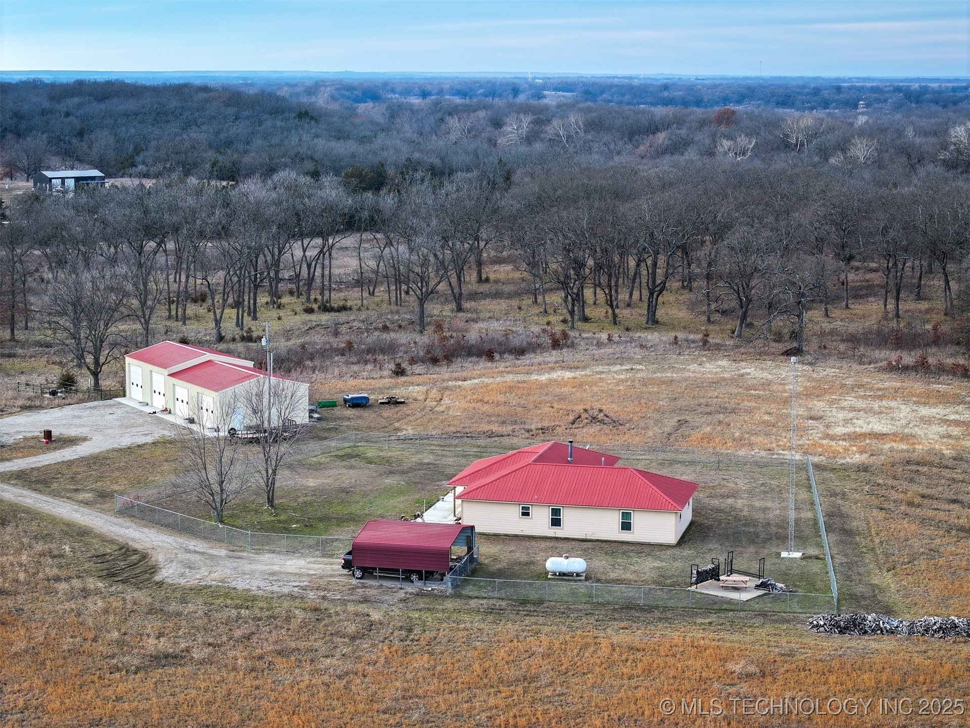 17083 Ew 19 Road Property Photo 3