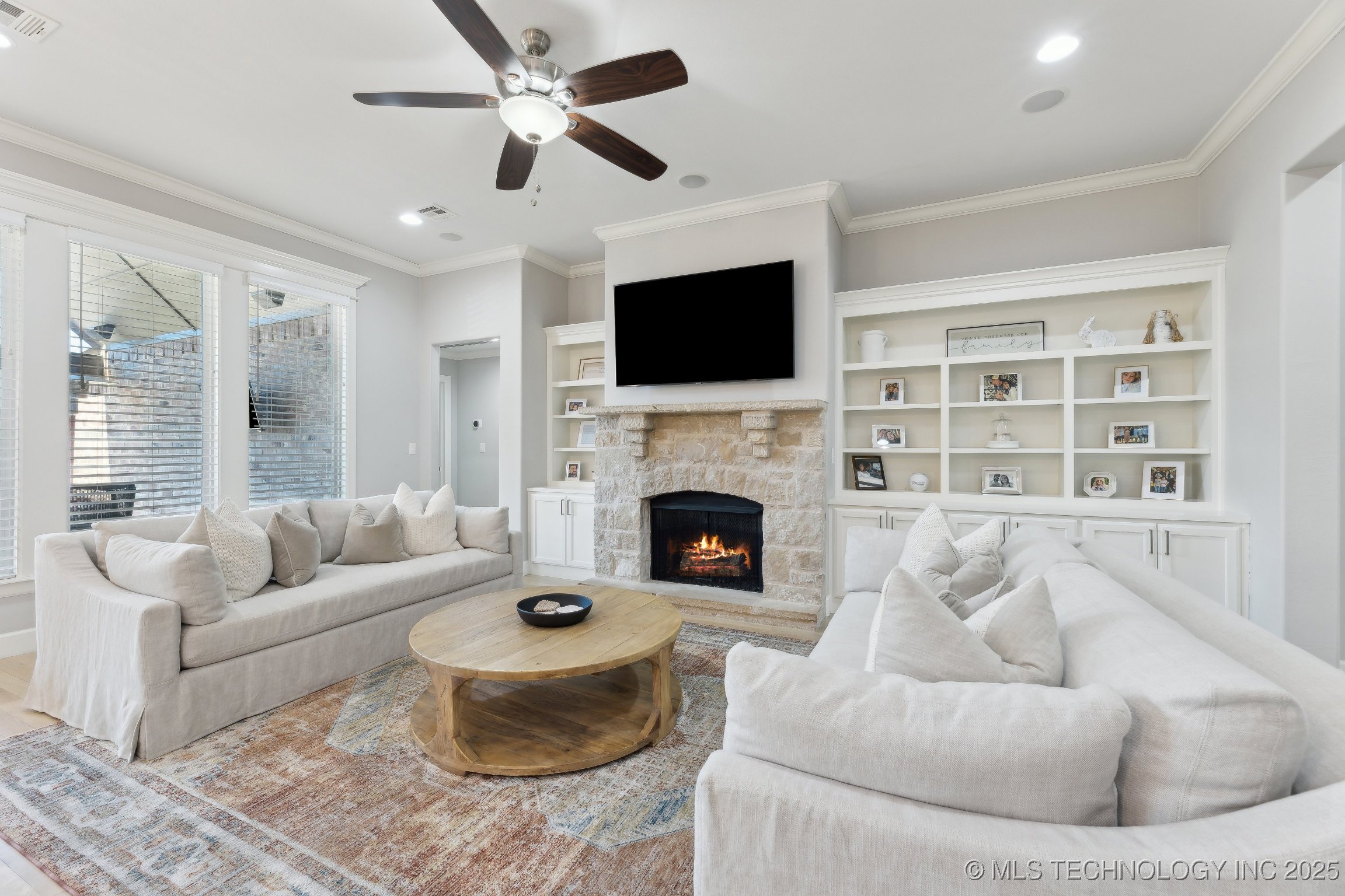 11222 S Redbud Street Property Photo 6