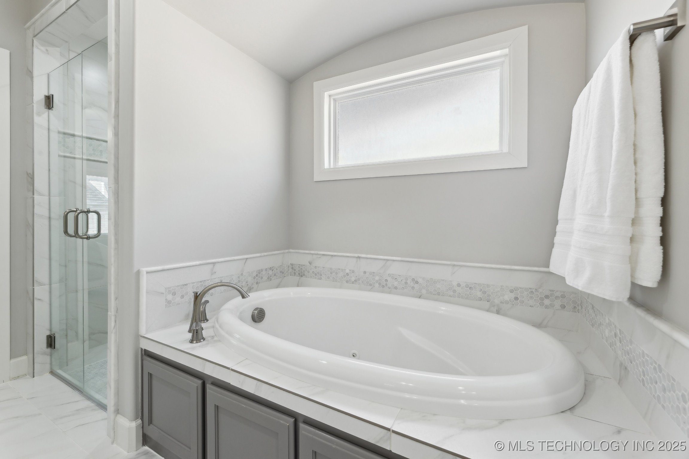 11222 S Redbud Street Property Photo 23