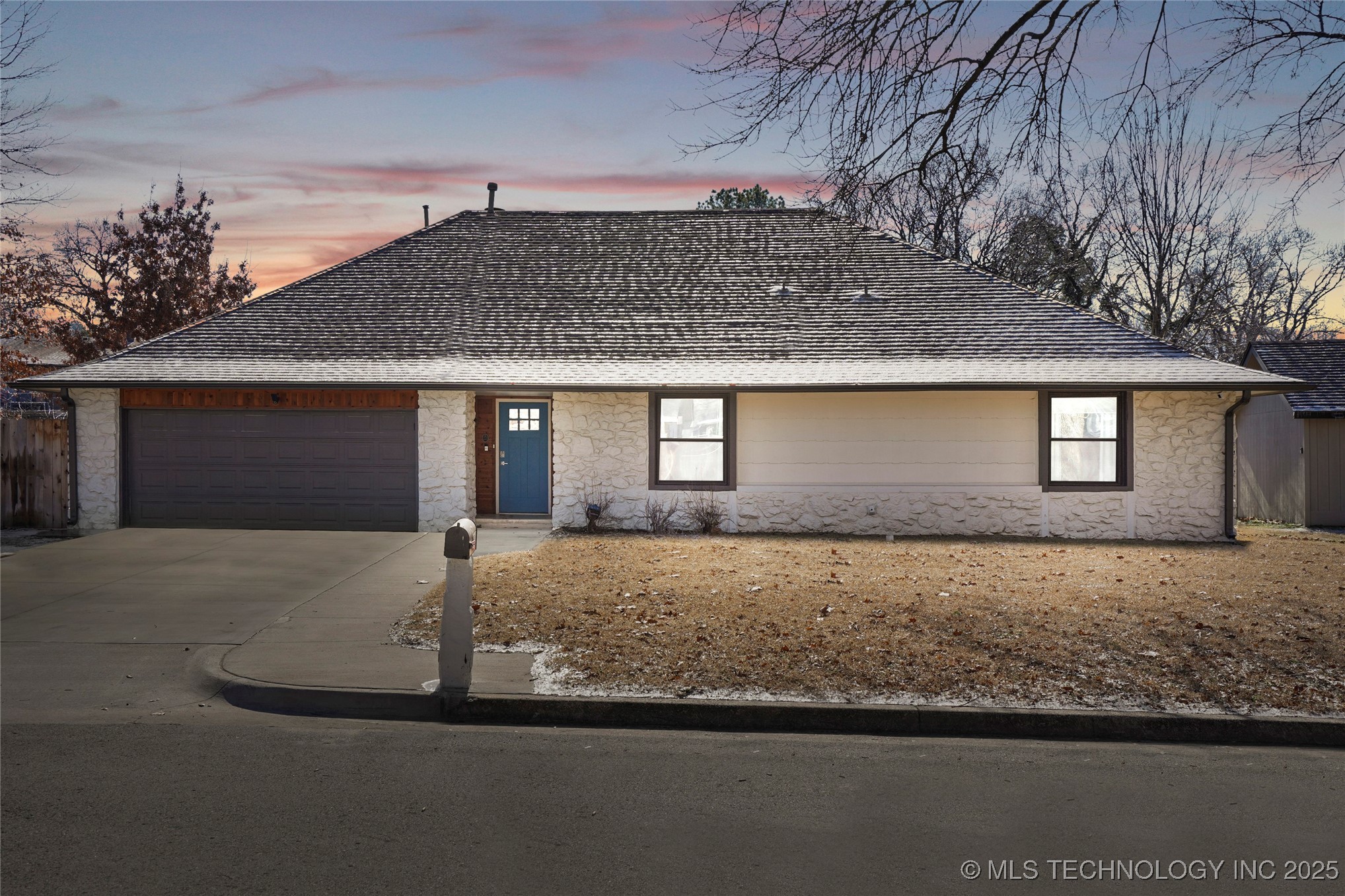 2944 E 76th Place Property Photo