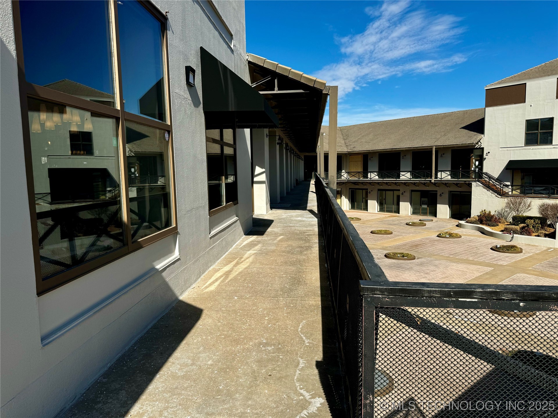 8421 E 61st Street Q Property Photo 13