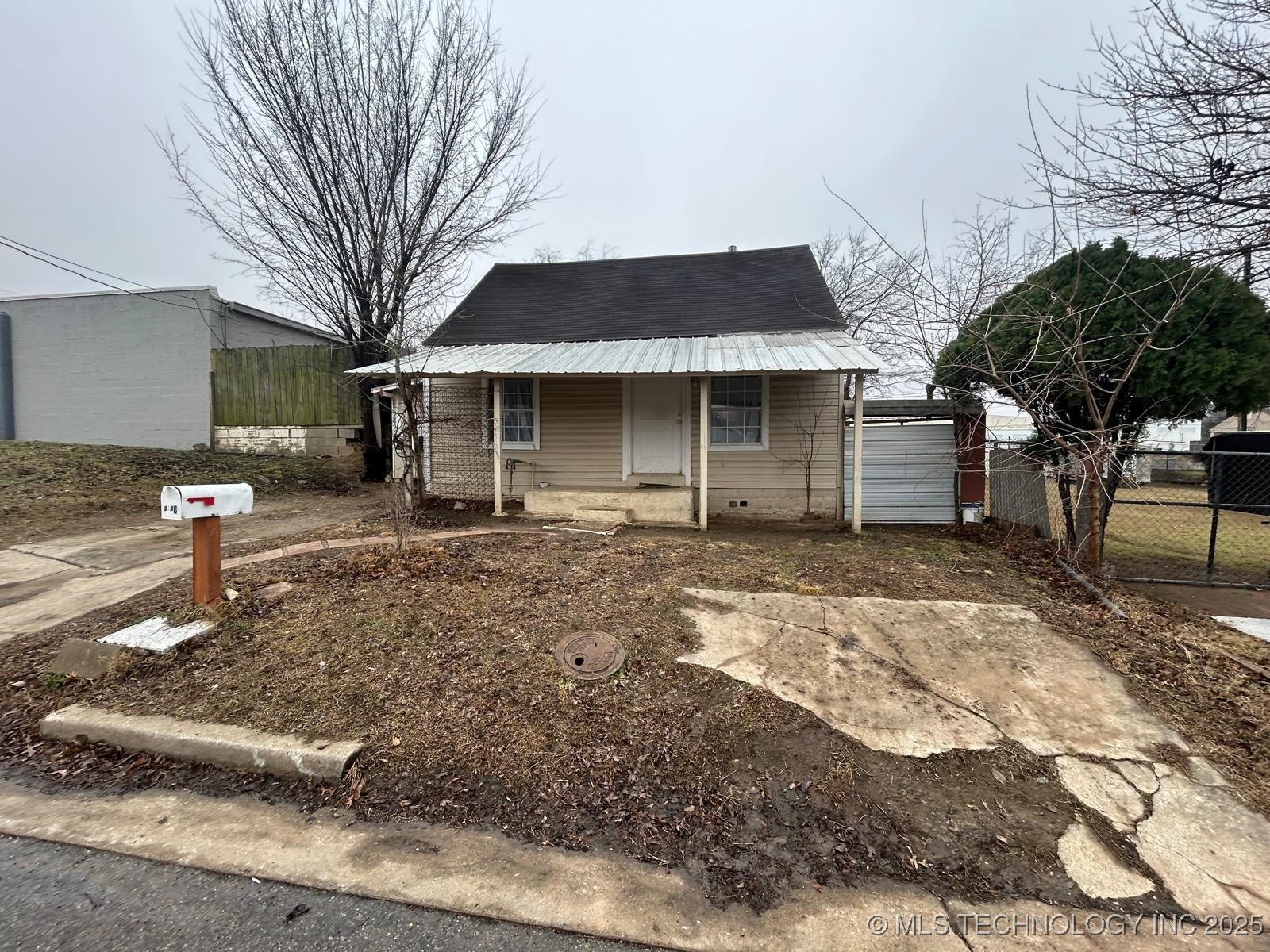 2188 E Newton Pl Place Property Photo