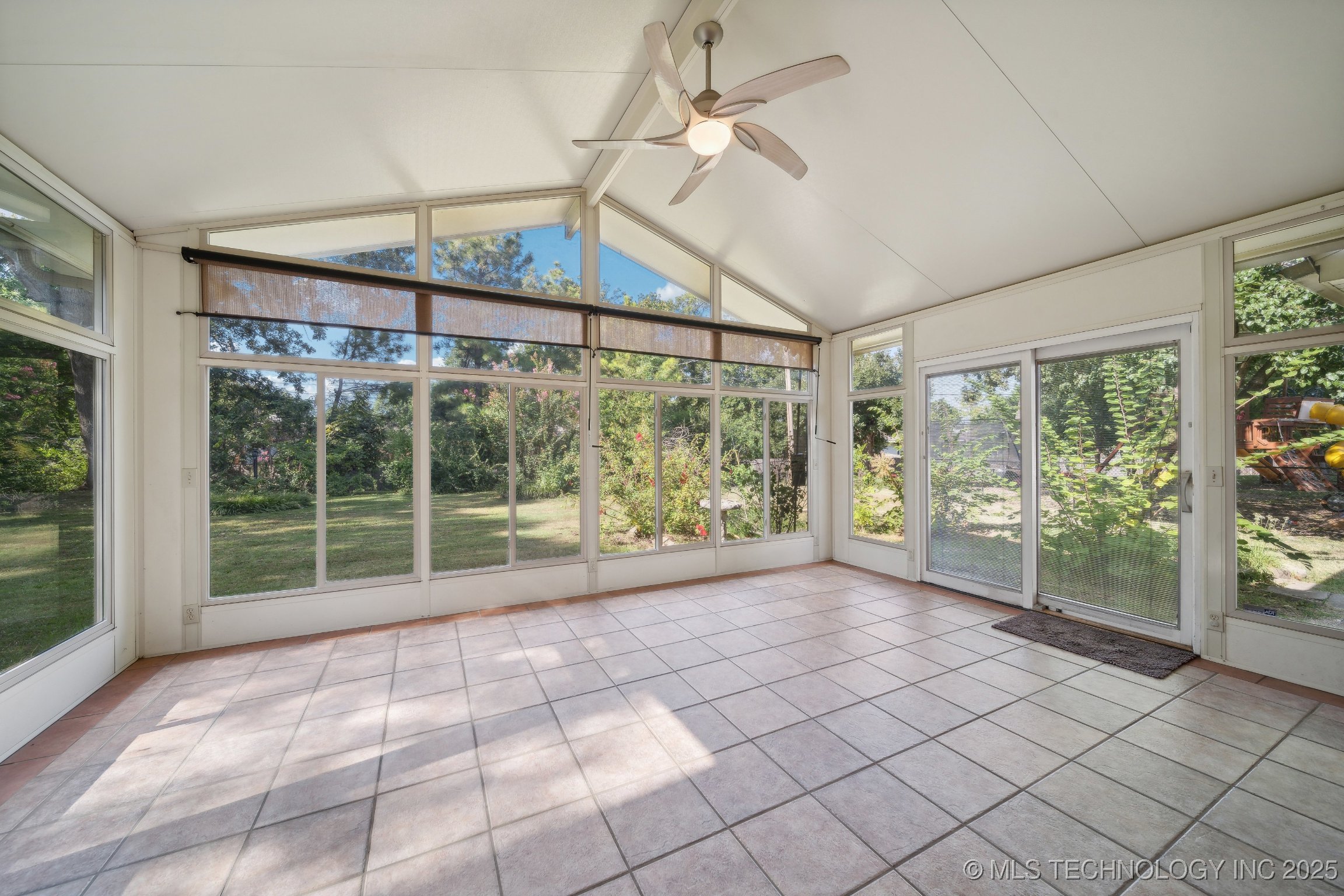 5654 S Marion Avenue Property Photo 14