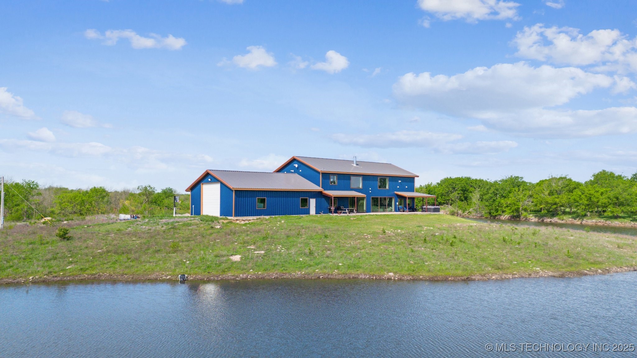 9501 S 4170 Road Property Photo 14