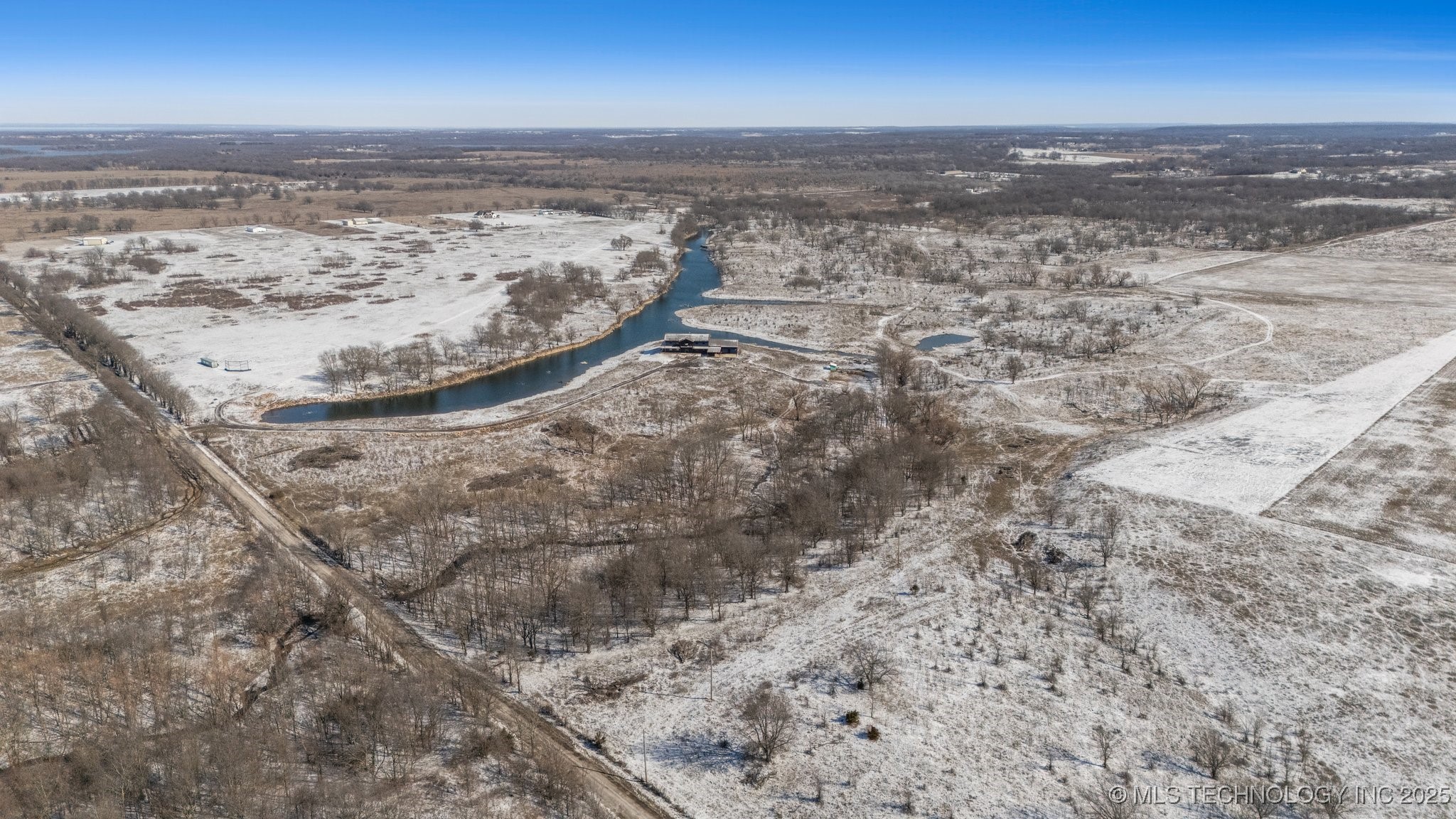 9501 S 4170 Road Property Photo 28