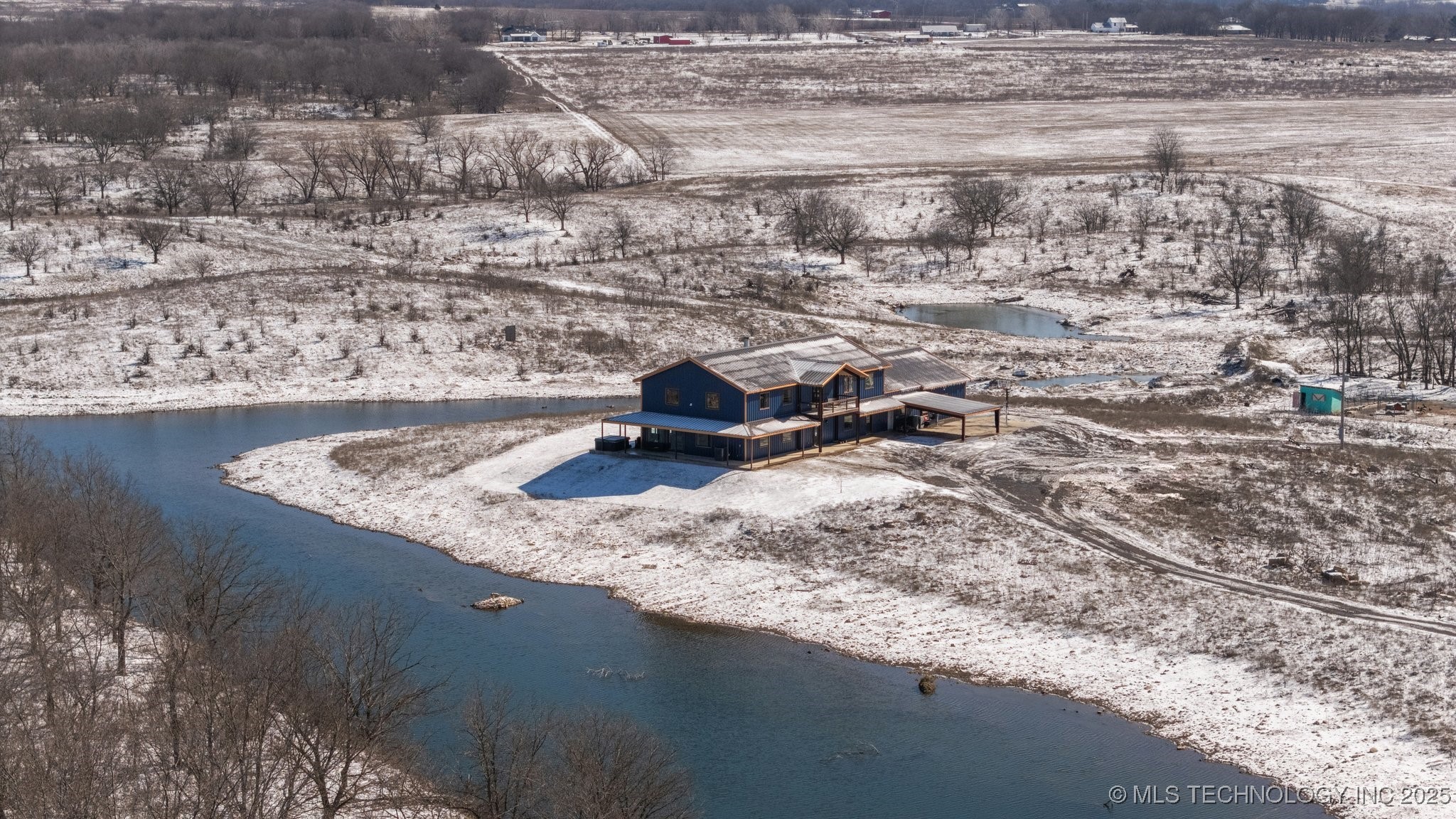 9501 S 4170 Road Property Photo 30
