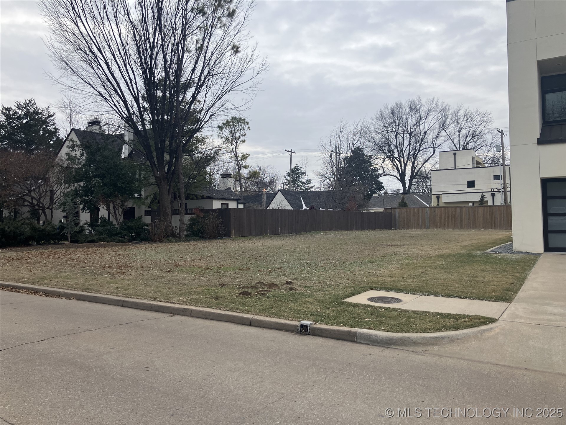 35th Street Property Photo 2