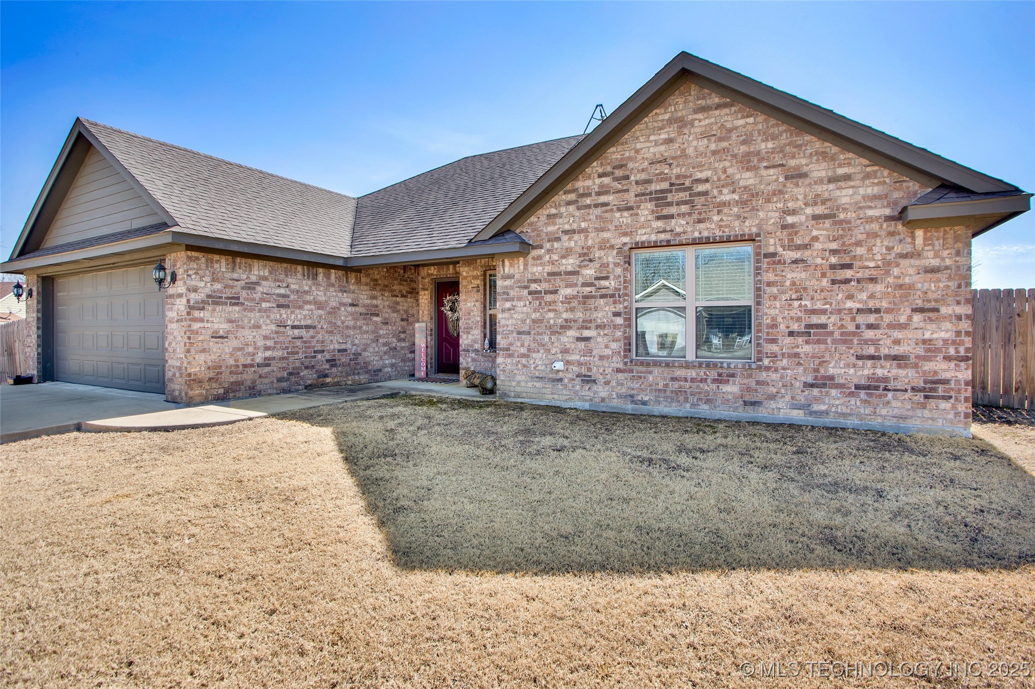 202 Founders Lane Property Photo 1