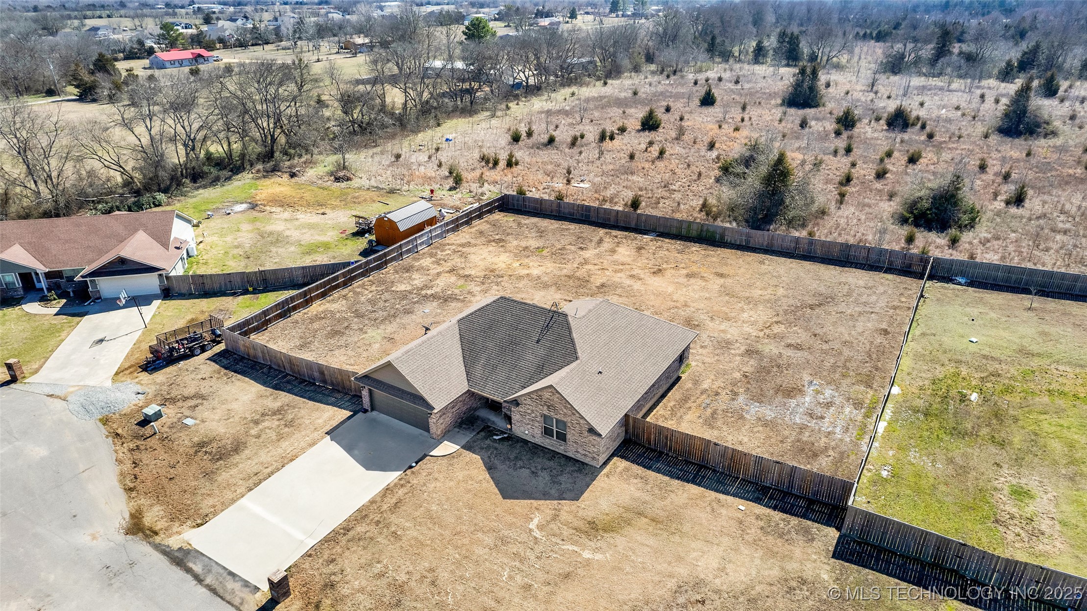 202 Founders Lane Property Photo 4