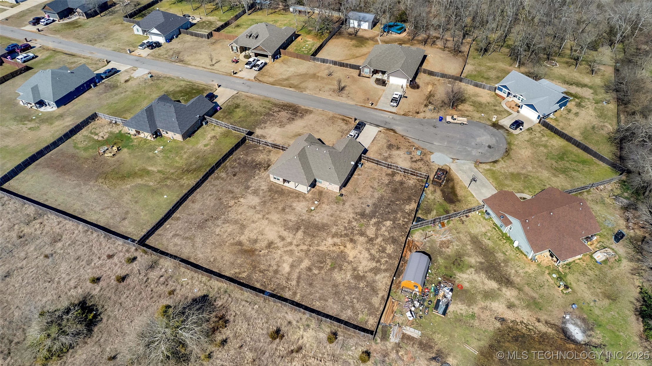 202 Founders Lane Property Photo 7