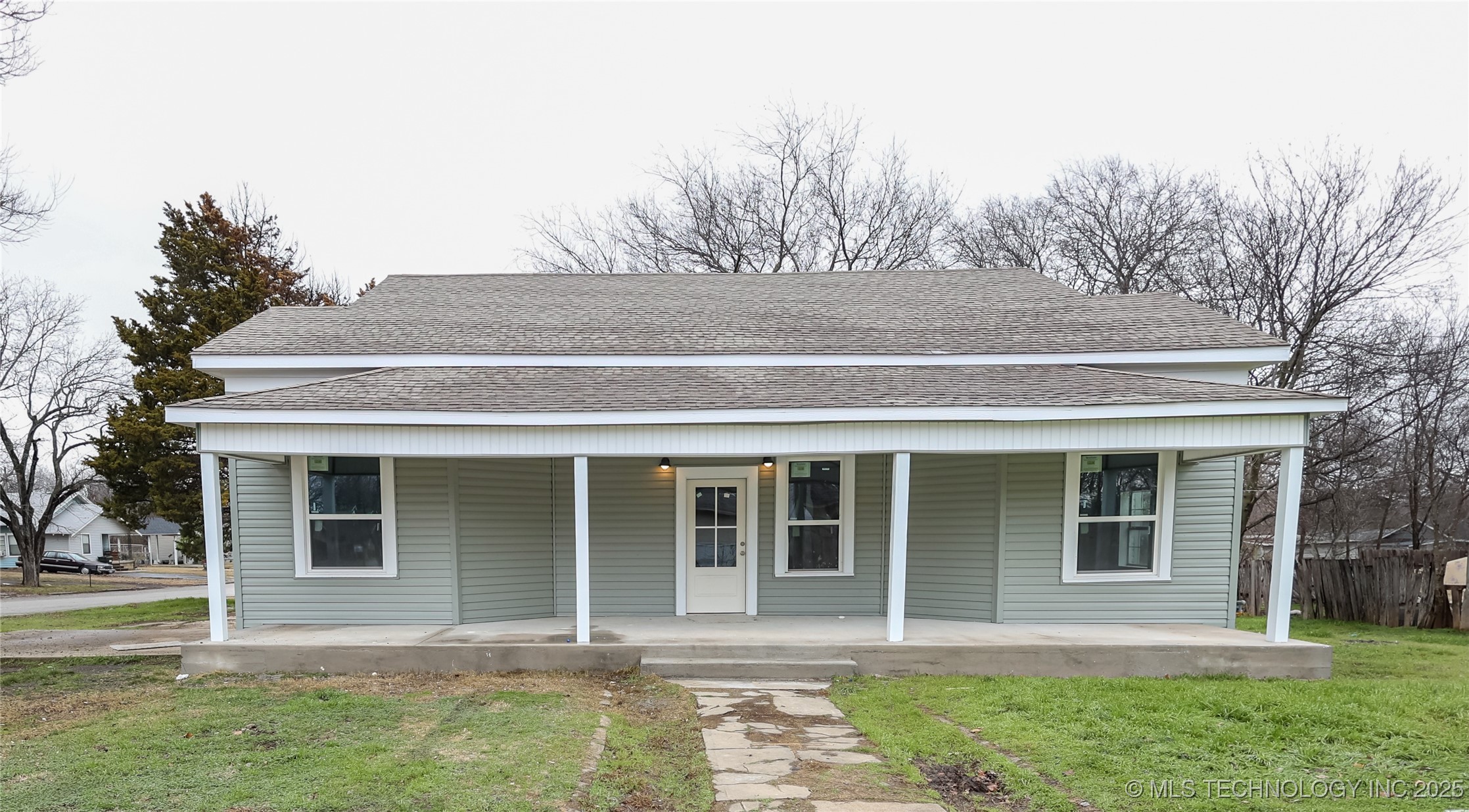 920 W Vinita Property Photo