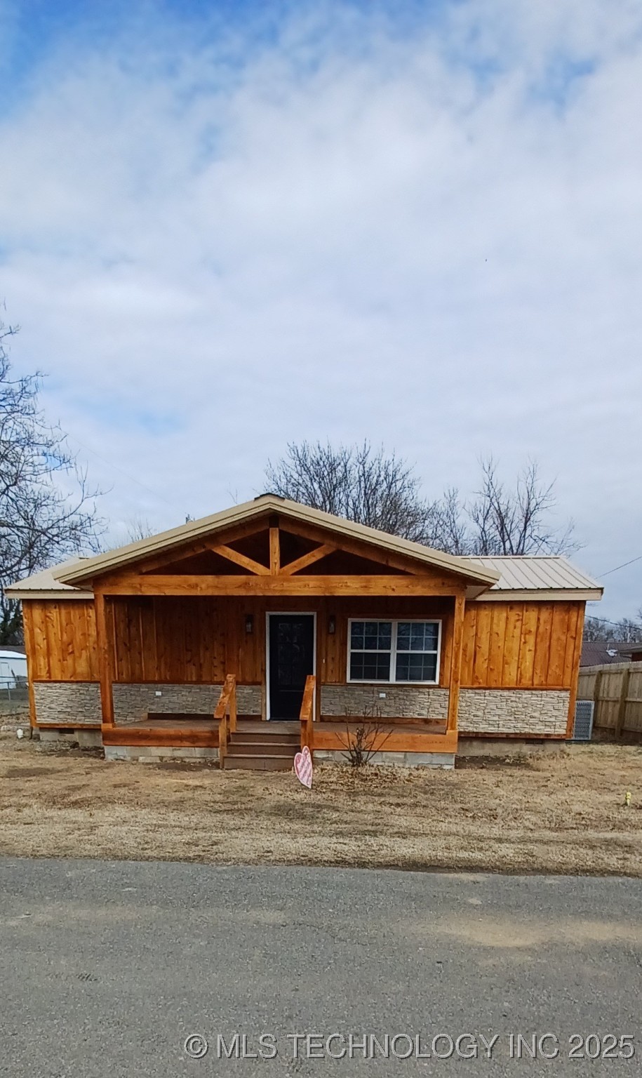 819 W Audd Property Photo 6