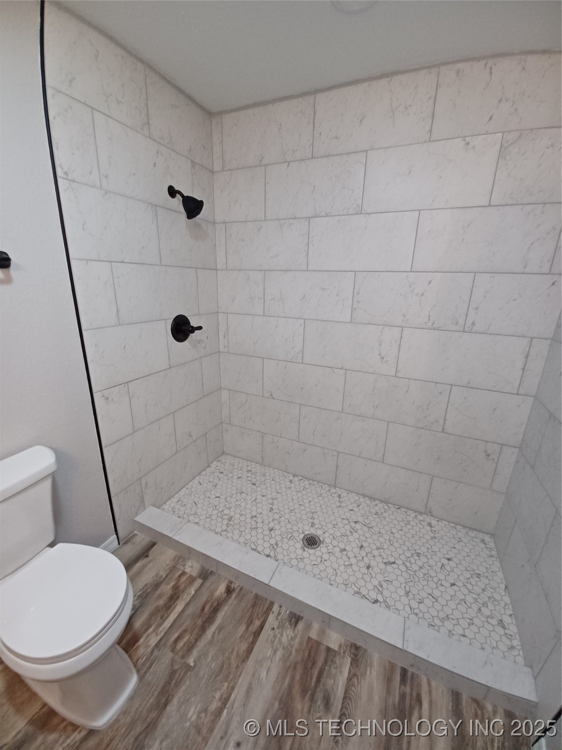 819 W Audd Property Photo 24