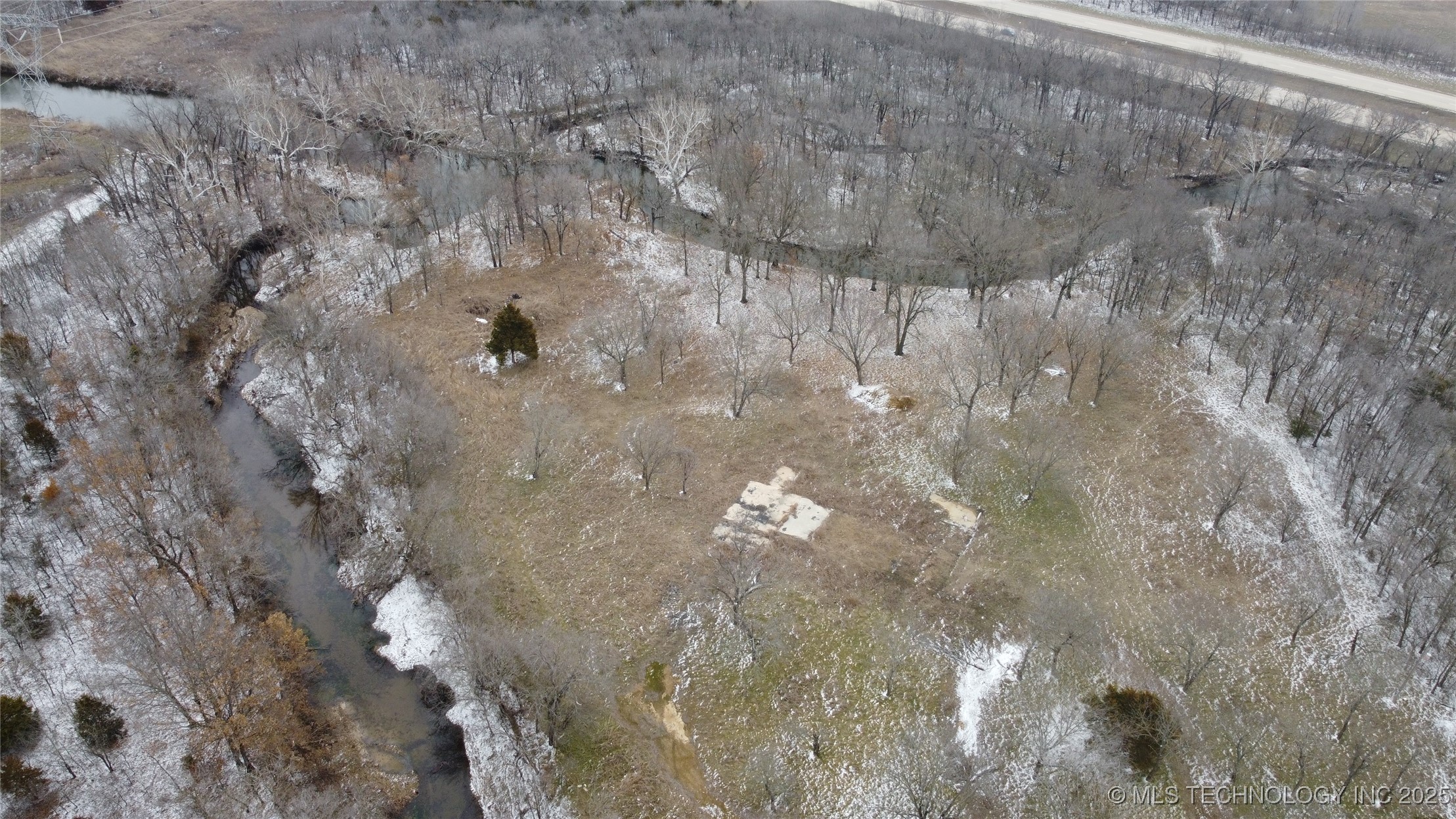 12599 S Old Hwy 169 Property Photo 3